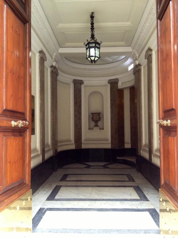 Cavour Forum Suites Рим Экстерьер фото